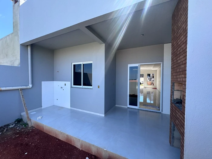 Casa 2 Quartos com Suíte em Desbravador - 73m²