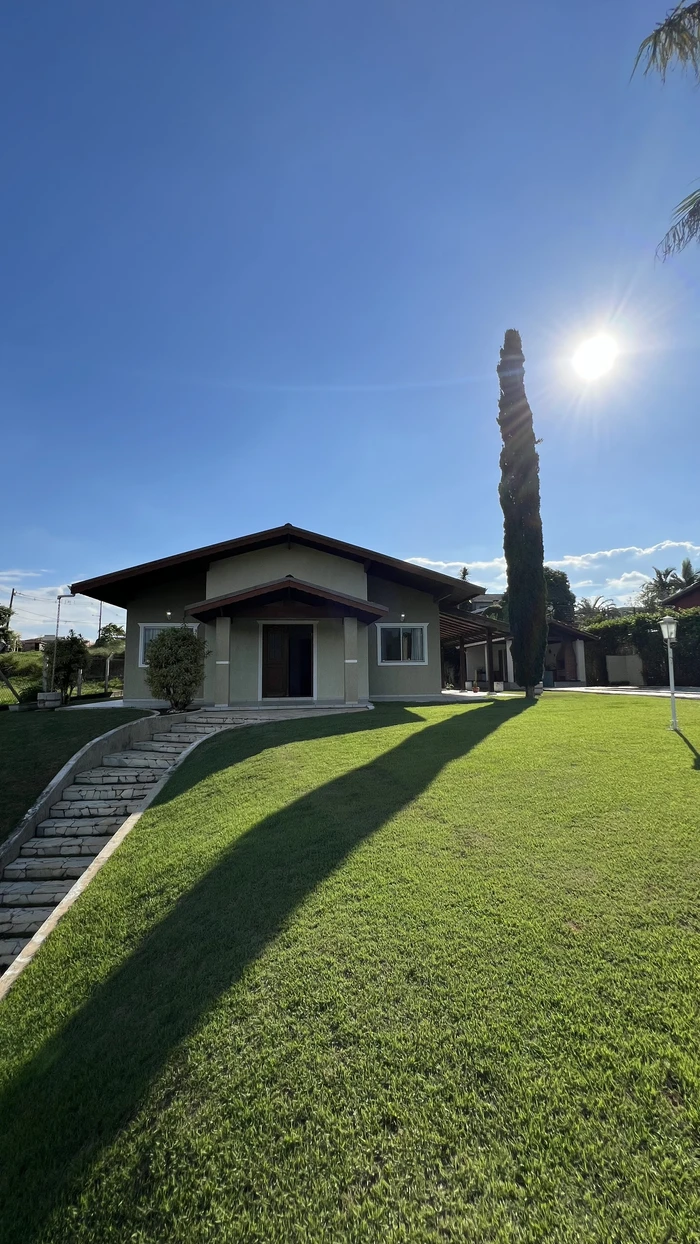 Casa 3 Quartos com Suíte em Jardim Vergueiro - 1400m²