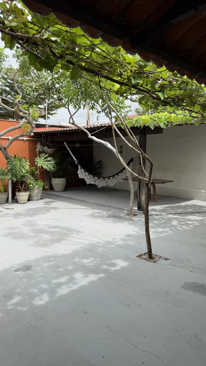 Casa para vender com 3 quartos, 1 suíte, 2 banheiros e 3 vagas, 87 m²
