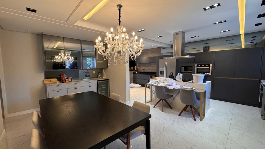 Apartamento 3 Quartos com 2 Suítes em Santa Maria - 150m²